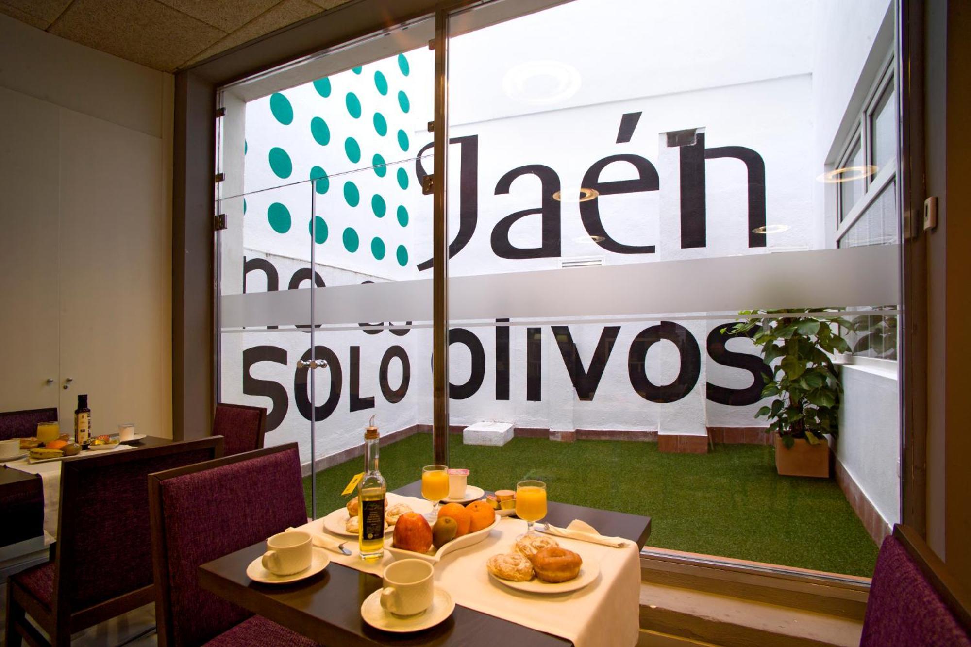 Hotel Europa Jaén Εξωτερικό φωτογραφία